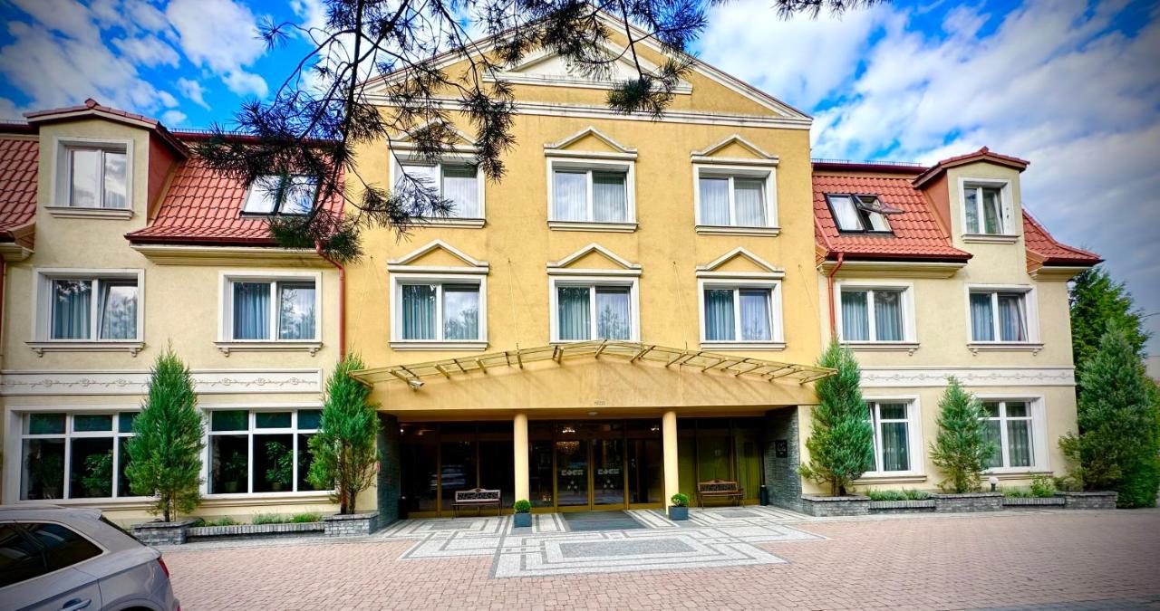 Hotel Koch Кентшин Экстерьер фото