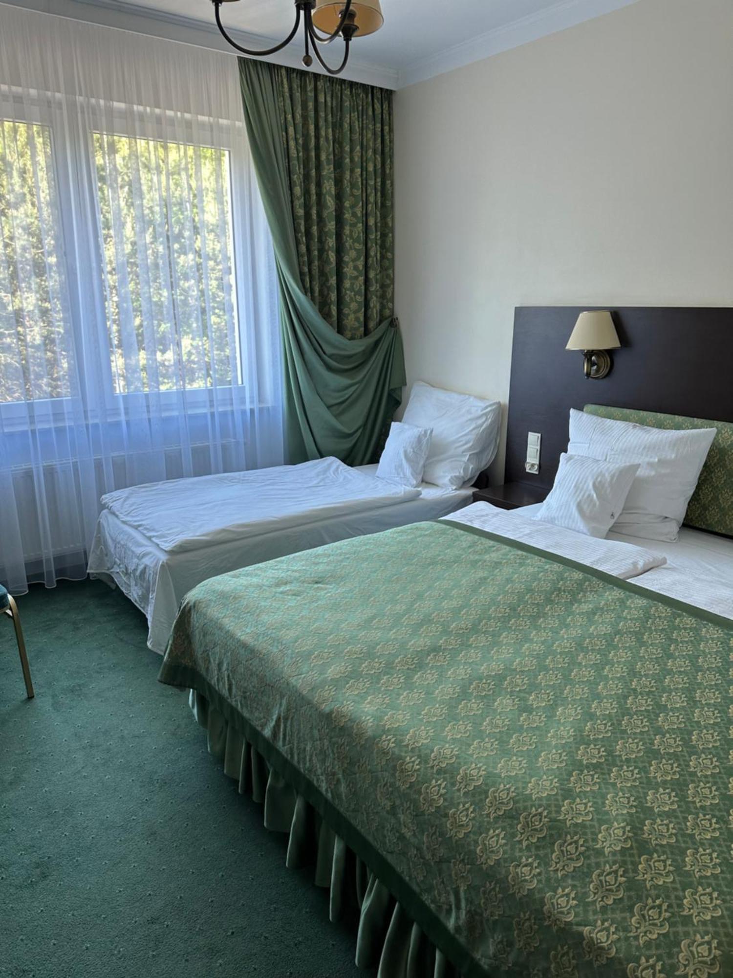 Hotel Koch Кентшин Экстерьер фото